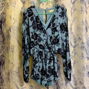 Blue flower print romper